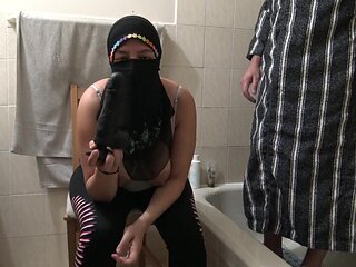 Saudi Arab Cuckold Couple