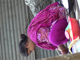 When my wife cooks at home, my sexy wife honey.