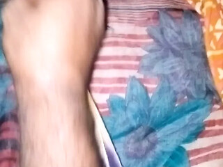 Two hot babes share lucky guy in FFM threesome