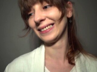Amateur girl Luna Dark sucks and rides thick throbbing cock in POV