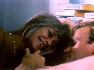 StripCamFun Blonde Amateur MILF Webcam for You