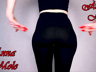 My juicy, appetizing ass in leggings, the sound of juicy smacks on my butt.