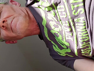 I offer you my thick cum...