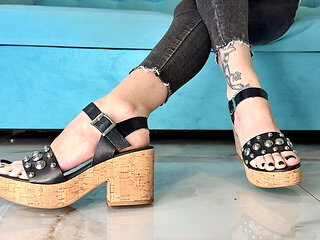 My Wedges Sandals and Black Toenails Polish on Long Toes