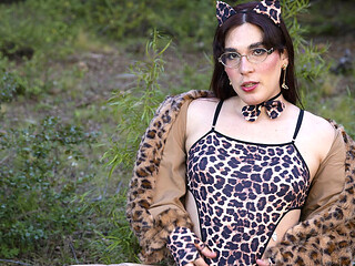 Sexy Tigress Outdoor Halloween Photo Shoot Part 1