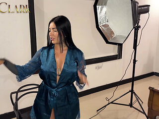 Makeup Artist Fucks His Model