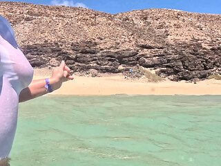 Wet White T-shirt Swimming Underwater