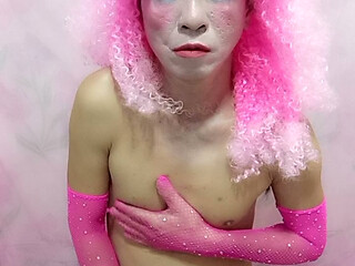 Oanh Le transgender wearing sexy clothes