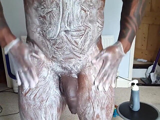 This Is How I Keep My Body Smooth