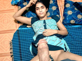 Cute Shy Girl Has Her Fast Experience