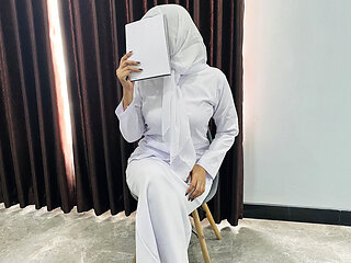 Hijab Nurse and Hospital Director Involved in Sex Scandal