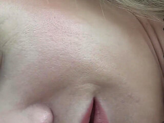 845 She Born to Be a Cock Teaser