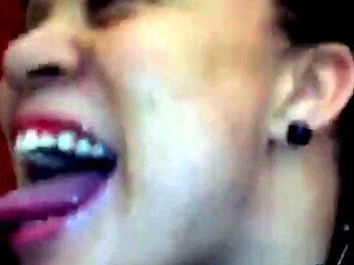 Ebony Amateur Deepthroats in POV Blowjob Video