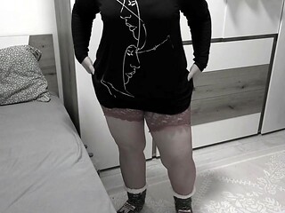 Masturbating with a stranger on webcam