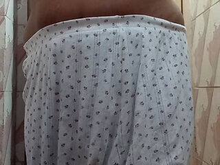 Desi MILF Bhabhi Solo Shower Masturbation