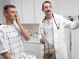 Patient Getting the Best Protein Treatment Form the Doctor - Doctorblows