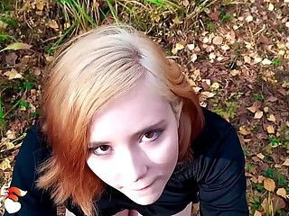 Amateur girlfriend gives a horny blowjob to her boyfriend under the trees