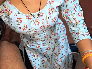 Indian Young Hot Stepsister Sucking Stepbrothers Dick So Good