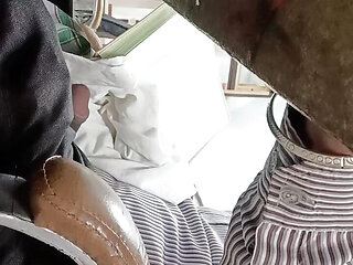 Indian uncle daddy enjoy masterbation in office