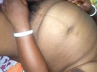 Gita aunty having sex on bed 2025 New video