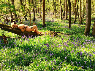 Queen Kylie of the Bluebells