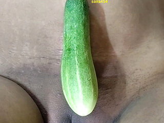 Desi sexy stepsister home alone masturbating cucumber