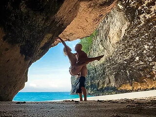 Beach Wild Sex