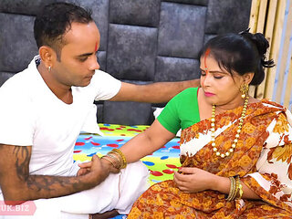 Desi Bhabhi Romantic Hardcore Fuck with Devar - Big Tits & Doggy Style