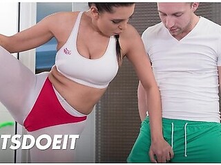 Russian Kira Queen Needs A Big Cock After Yoga