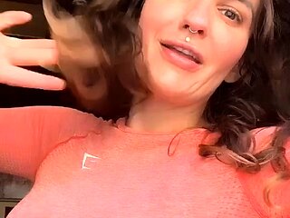 Big boobs milf masturbates with her dildo