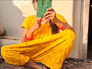 Beautiful Desi Wife paying