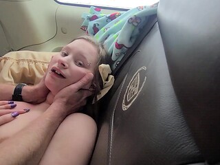 Naughty GF gets busy in the car
