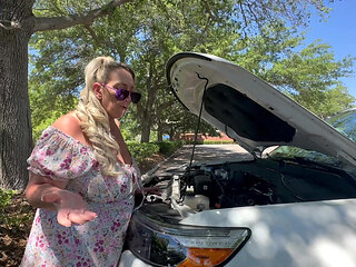 Car Trouble Venus Fucks a Stranger Who Fixes Her Ride
