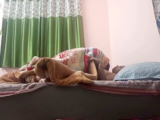 Banged my buddy's wife while he was on a video call