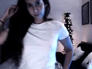 Pale amateur teen brunette Lynn Love