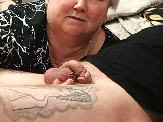 StepMom Zona901 Gives Blowjob and Swallows Cum - Russian MILF Deep Throat