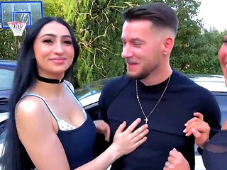 Pam and Didi: French Young Matures in Hot Stron3 Threesome