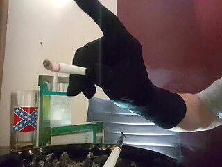 MY DIRTY ASHTRAY VS120 & HOLDER SMOKING WITH GLOVES