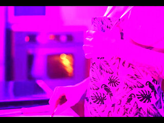 This Hot Babe Made More Than Just Pizza