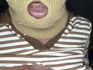 Velvet shadows and soft caresses