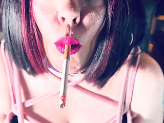 Smoking Mom and Daughter Goth MILF shares cigarettes
