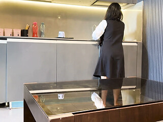 Hotel Maid Ne Customer Ko Extra Service Di or Chudai Karwai