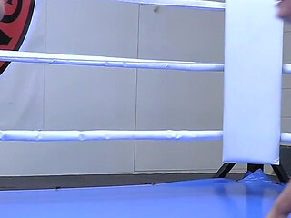 Beth Bennett Vs Kitty Marie - Sex Fight