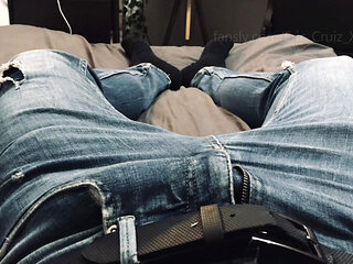 University student jerking off in blue jeans after class (no cum)