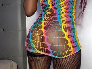 Ebony Stepdaughter Twerking and Gets Fuck Hard