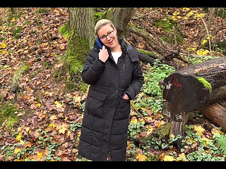 Extremely Horny MILF Cunt Squirts Outdoors