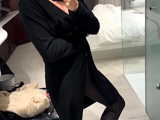 Amateur Webcam Chick Masturbates On Webcam More at