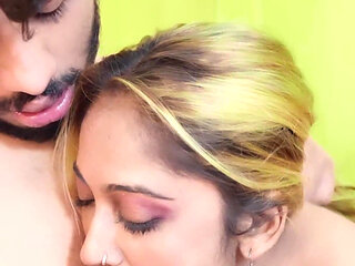 Indian Collage Girlfriend First Time Fucked Her Boyfriend 4K Video