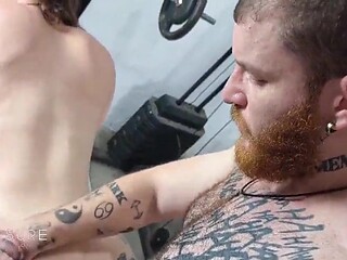 SUPER-FUCKING-HOT HOOKUP AT THE GYM