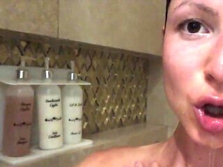 Pussy Shaving Solo